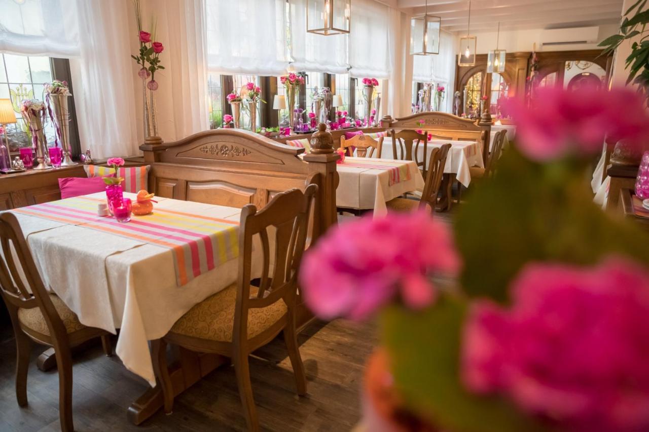 Hotel Trapp Рюдесхайм-на-Рейне Экстерьер фото